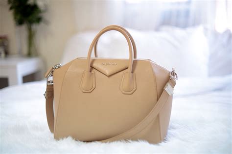 givenchy antigona medium pearl grey blogger|Givenchy antigona medium beige.